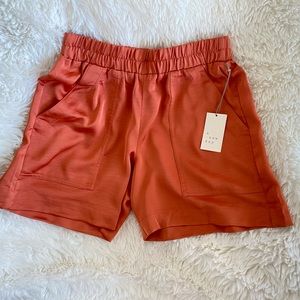 High-rise satin pull on shorts